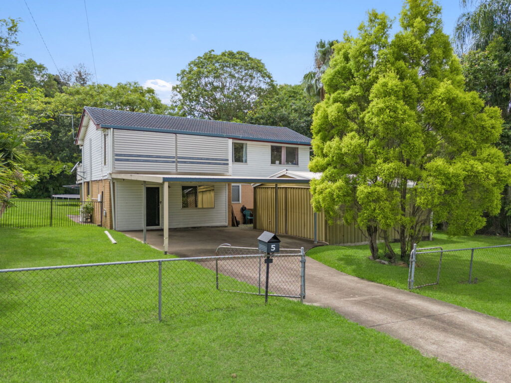 5 Hastings Street, Redbank Plains, QLD 4301
