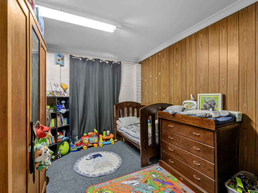 5 Hastings Street, Redbank Plains, QLD 4301