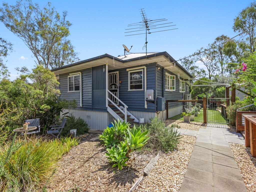 6 Stilt Court, Laidley Heights, QLD 4341
