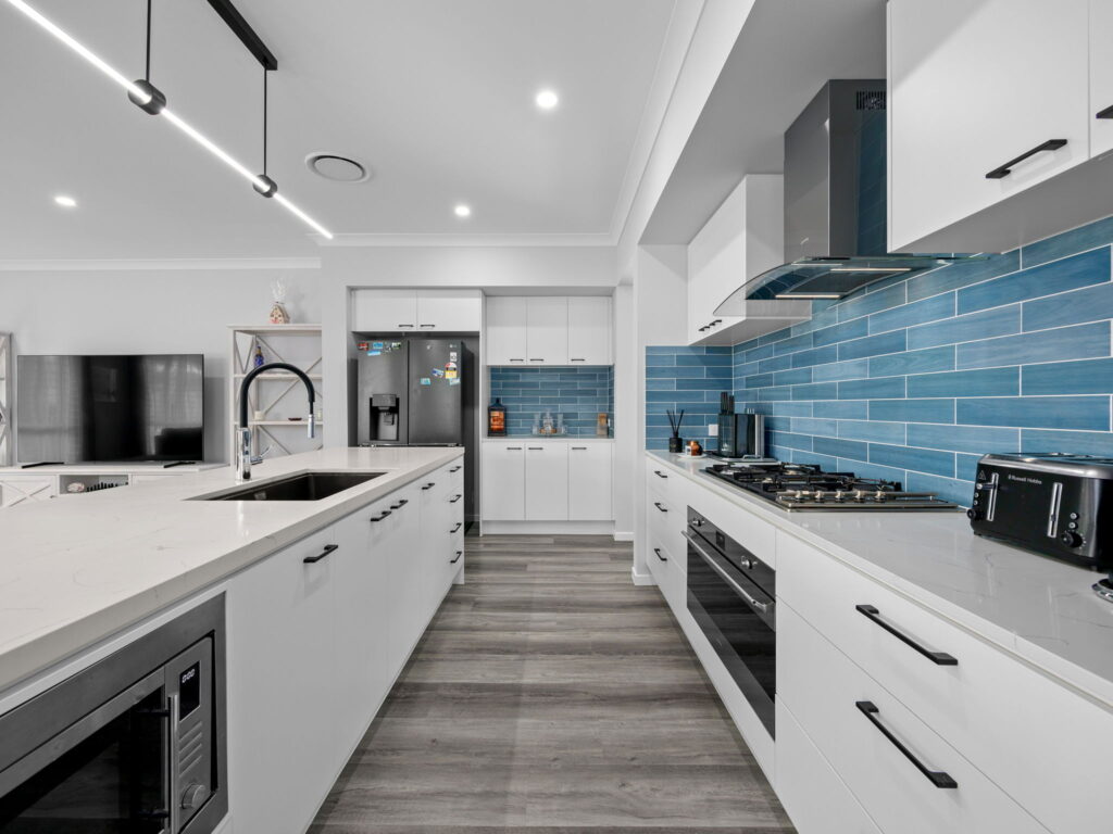 63 Parkview Parade, Ripley, QLD 4306