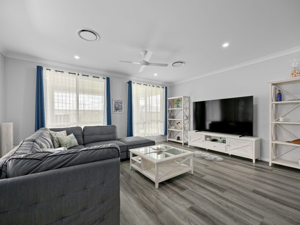 63 Parkview Parade, Ripley, QLD 4306