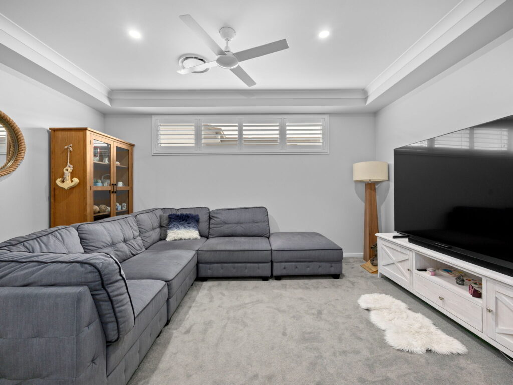 63 Parkview Parade, Ripley, QLD 4306