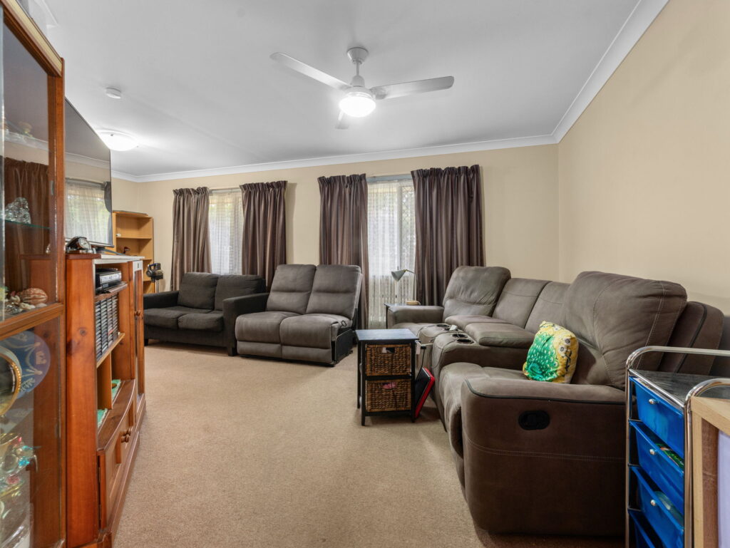 233 Henty Drive, Redbank Plains, QLD 4301