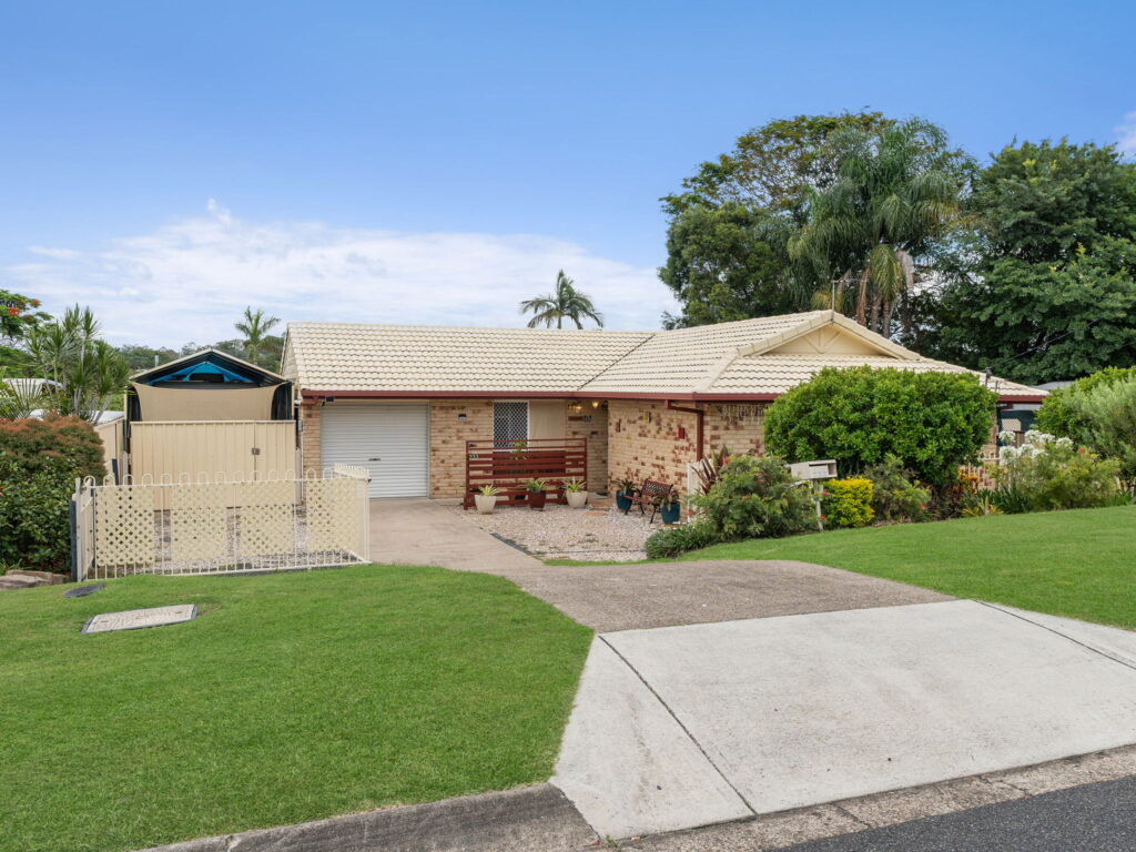 233 Henty Drive, Redbank Plains, QLD 4301
