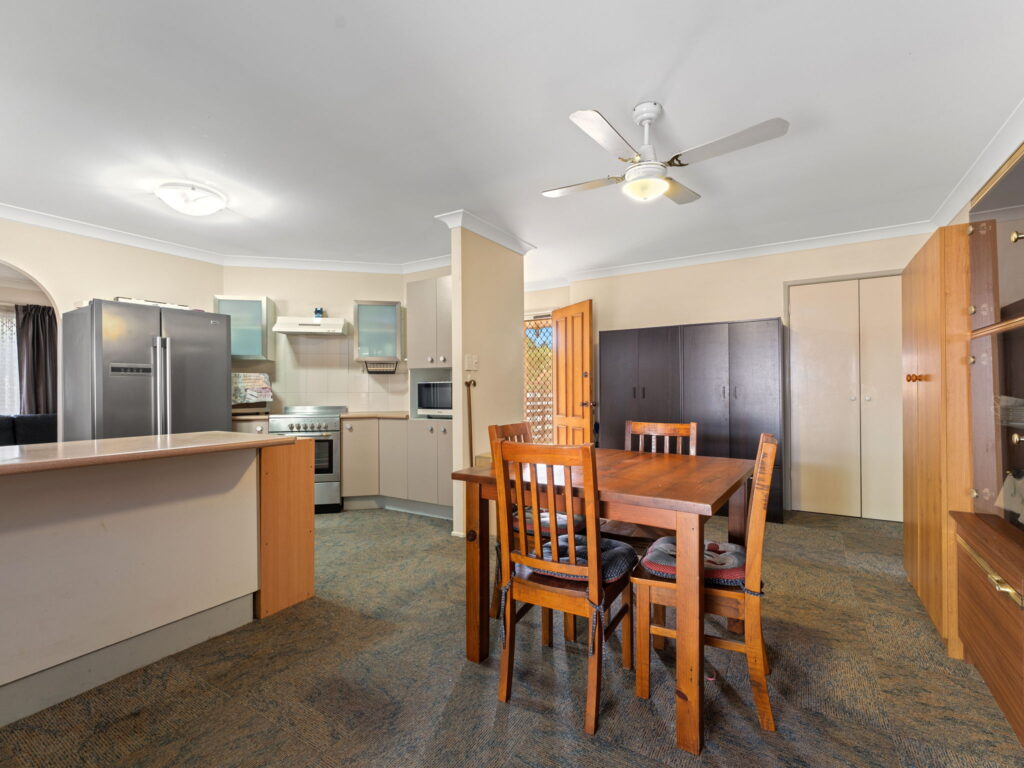 233 Henty Drive, Redbank Plains, QLD 4301