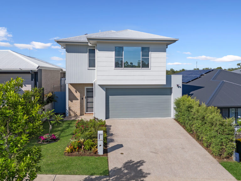 54 Quartz Crescent, Collingwood Park QLD 4301