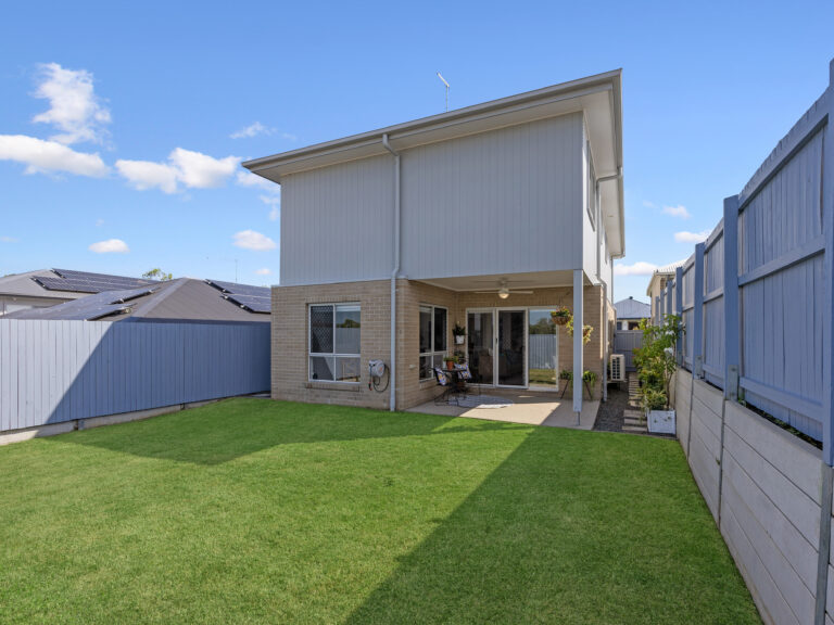 54 Quartz Crescent, Collingwood Park QLD 4301