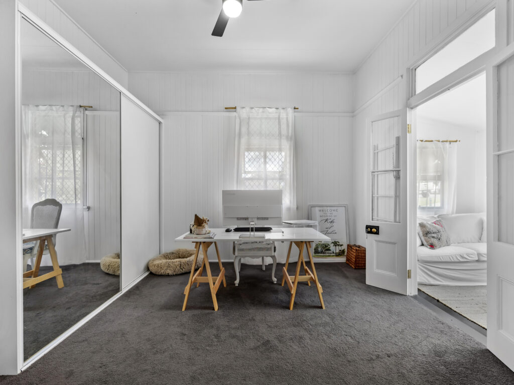 8 William Street, Bundamba, QLD 4304