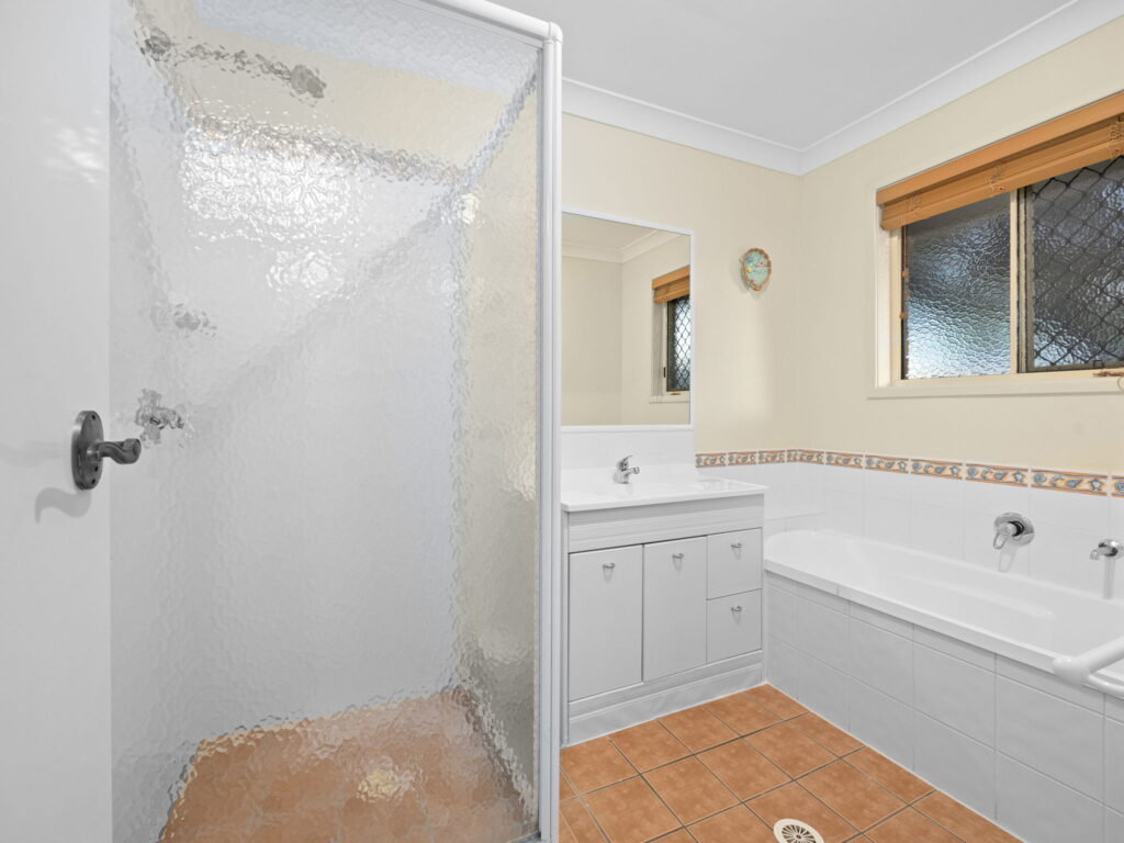 3 Purrumba Court, Karana Downs, QLD 4306