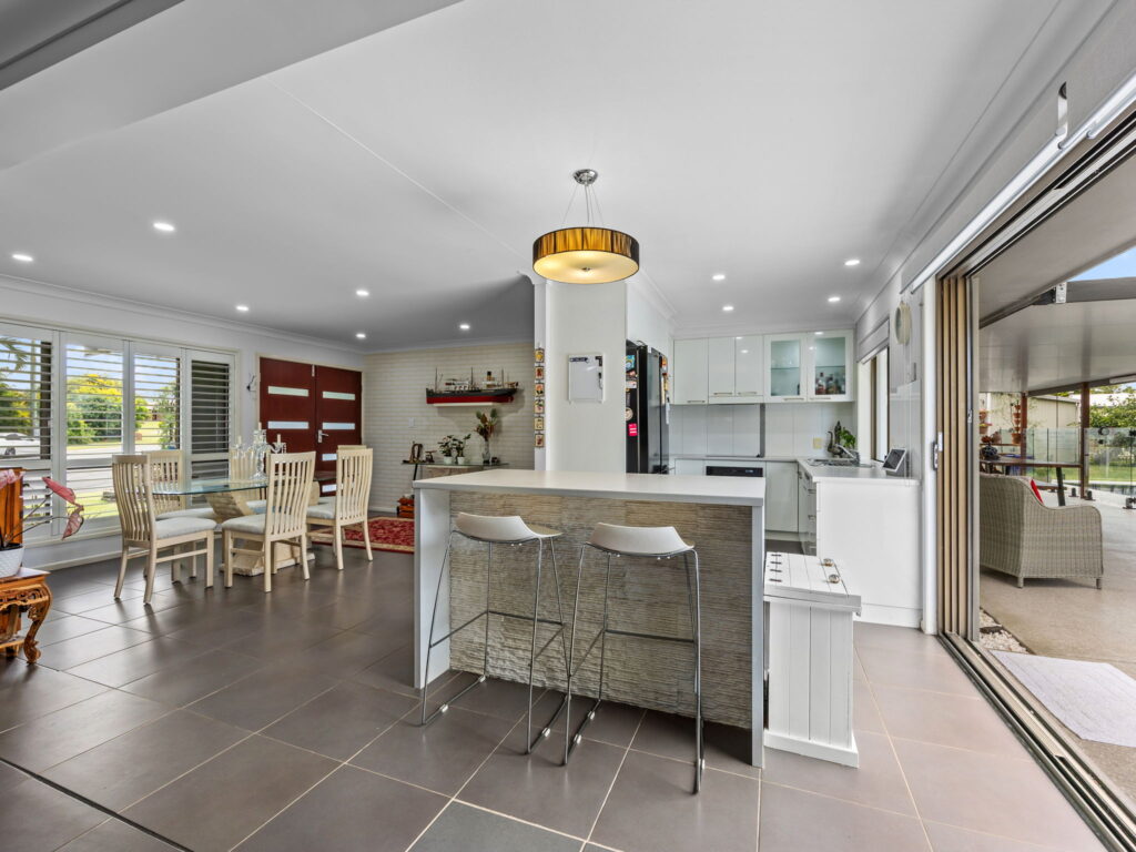 10 Tilbury Court, Yamanto, QLD 4305