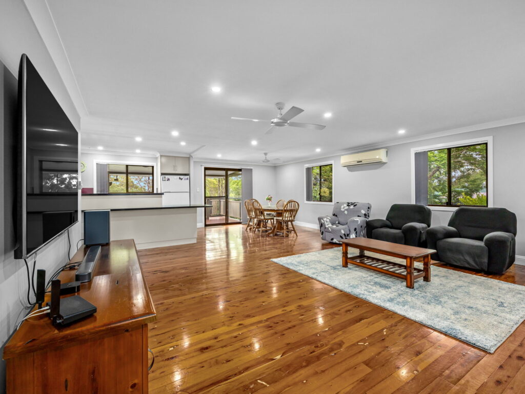142 Lockyer View Road, Wivenhoe Pocket, QLD 4306