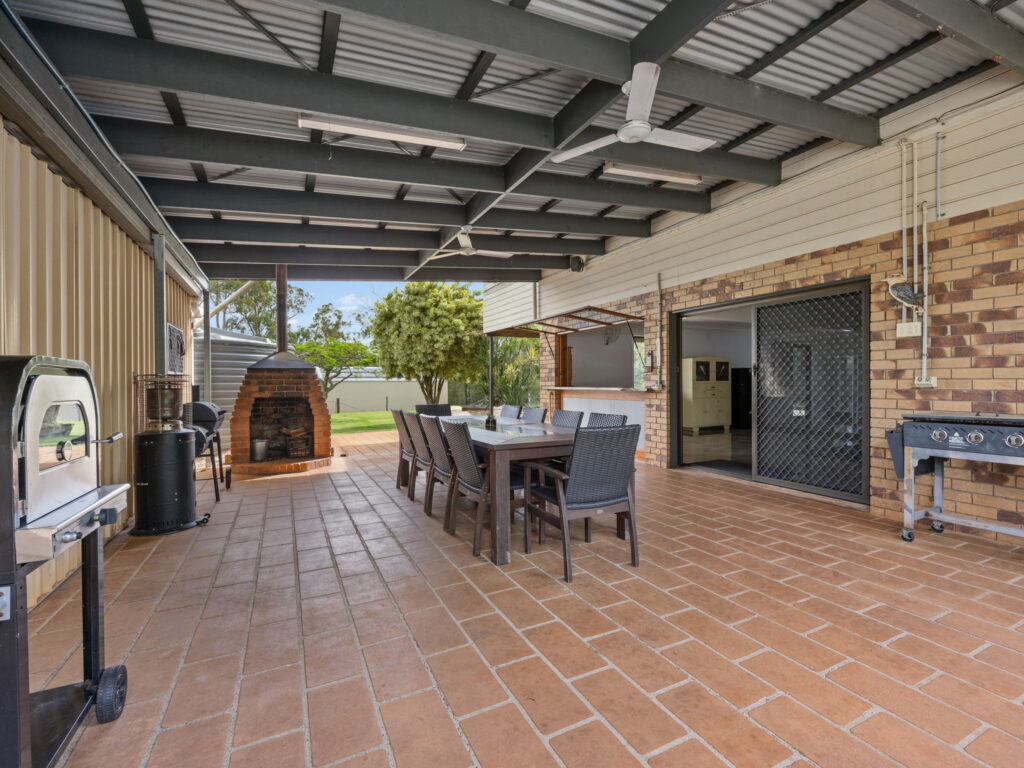 142 Lockyer View Road, Wivenhoe Pocket, QLD 4306