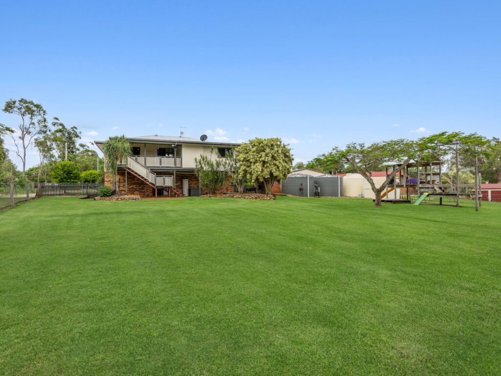 142 Lockyer View Road, Wivenhoe Pocket, QLD 4306