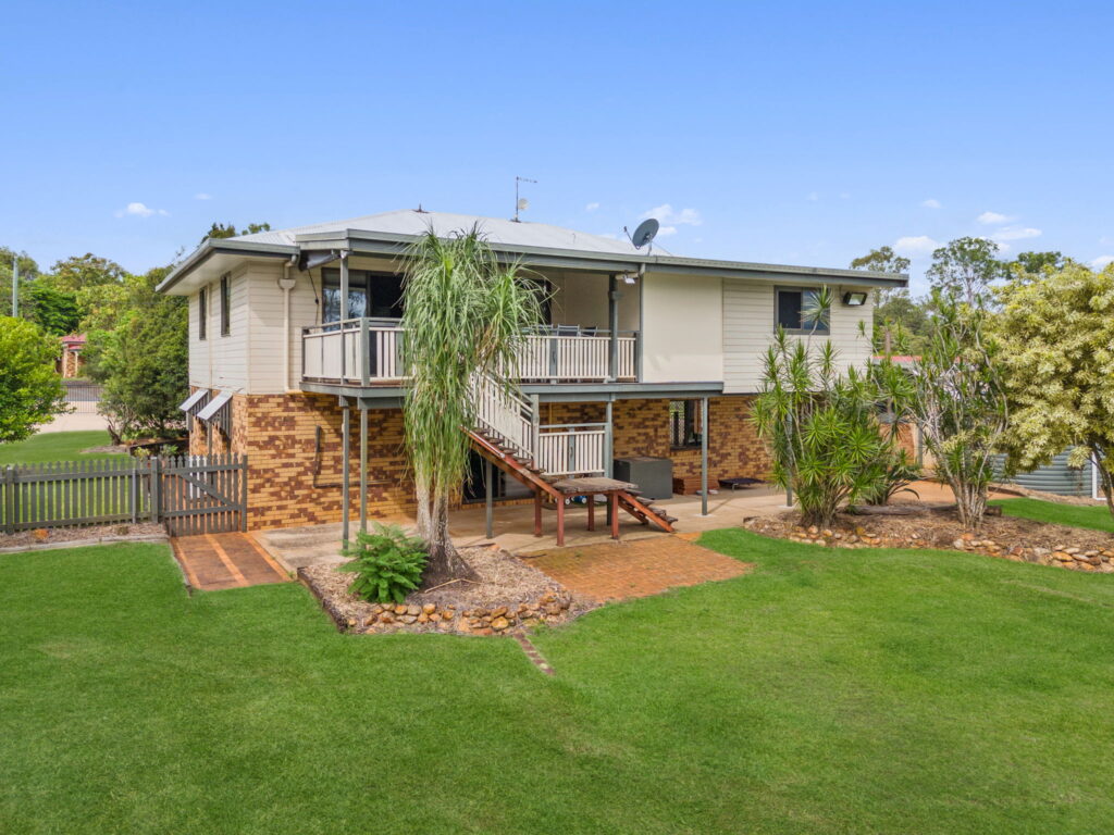 142 Lockyer View Road, Wivenhoe Pocket, QLD 4306