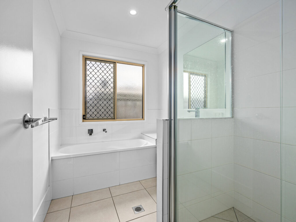 6 Osprey Street, Redbank Plains, QLD 4301