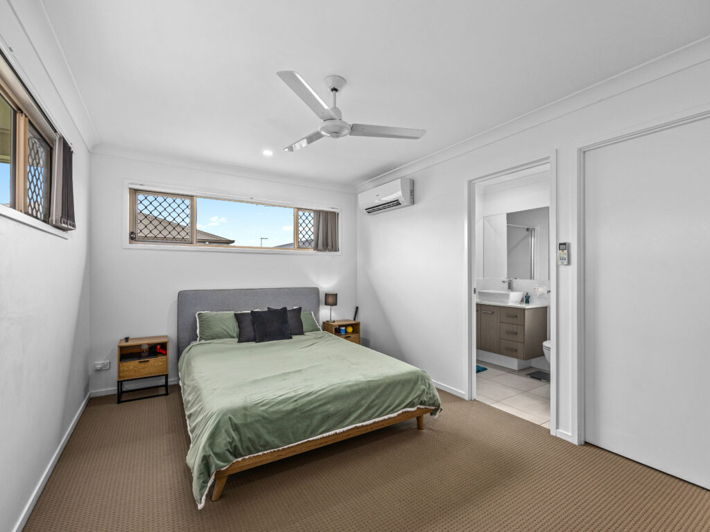 6 Osprey Street, Redbank Plains, QLD 4301
