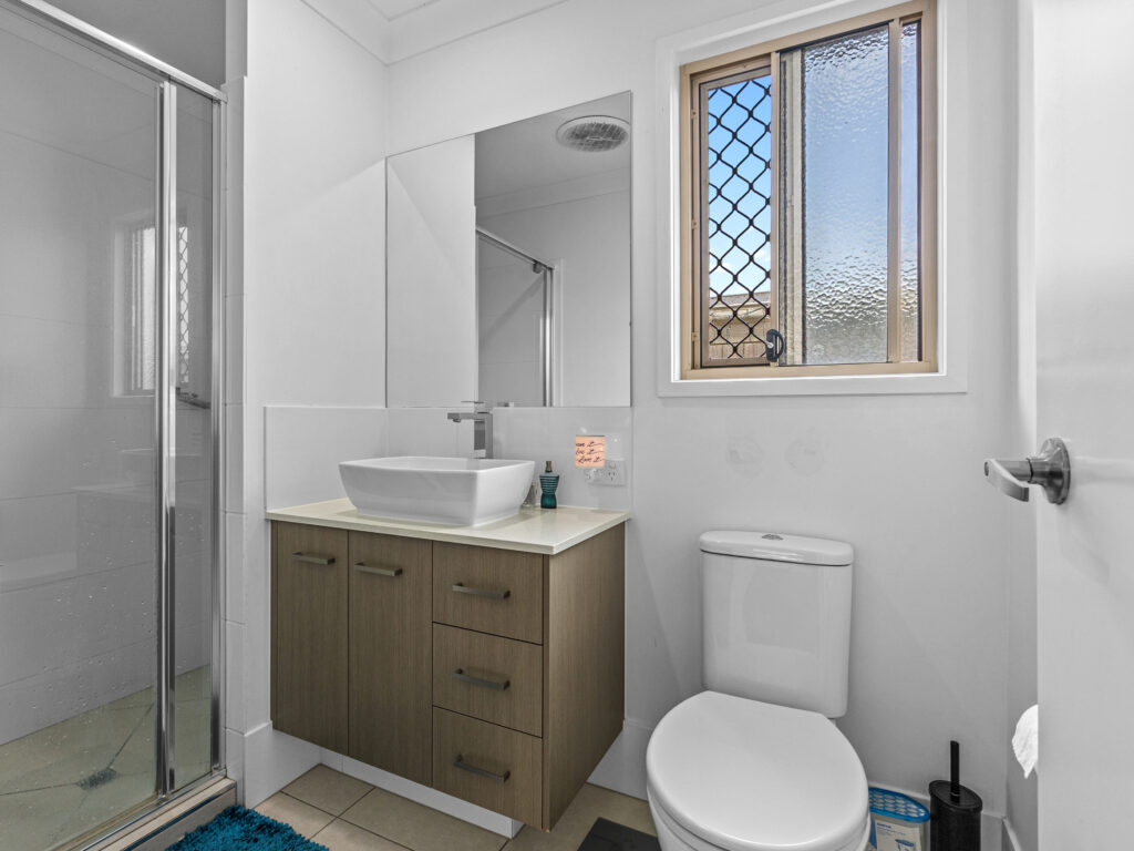 6 Osprey Street, Redbank Plains, QLD 4301