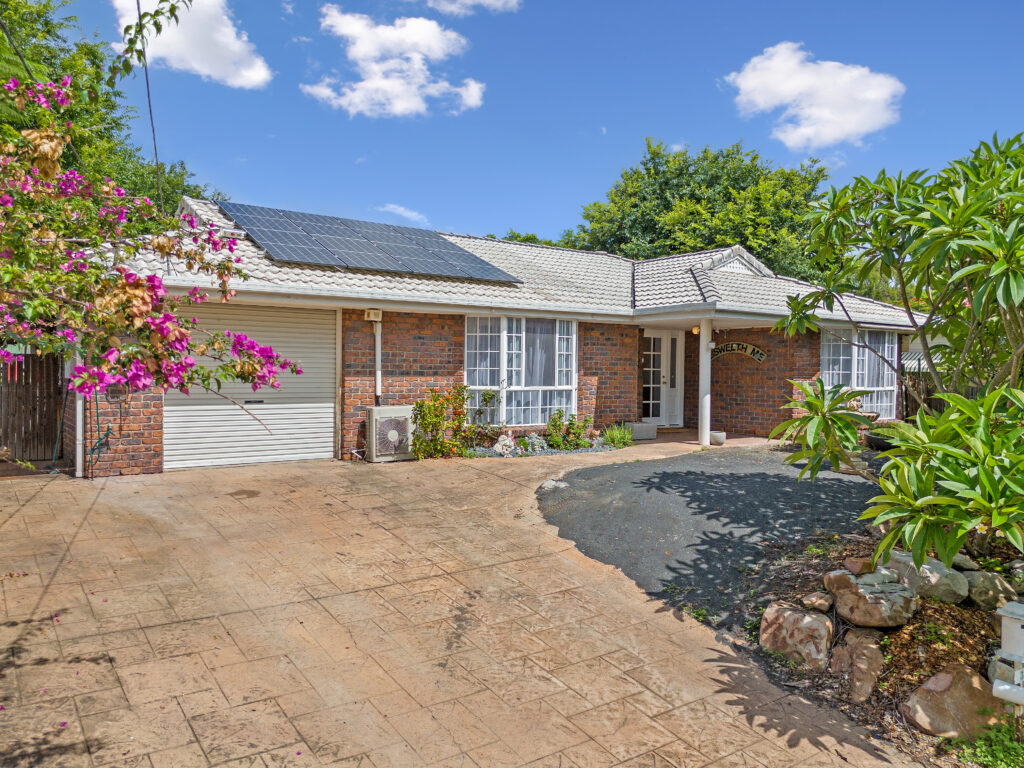 3 Price Close, Redbank Plains, QLD 4301