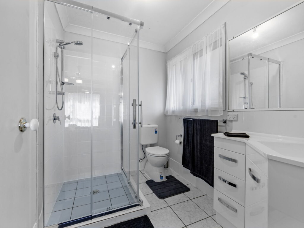 3 Price Close, Redbank Plains, QLD 4301