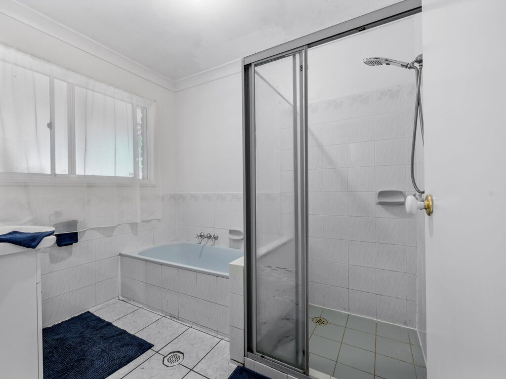 3 Price Close, Redbank Plains, QLD 4301