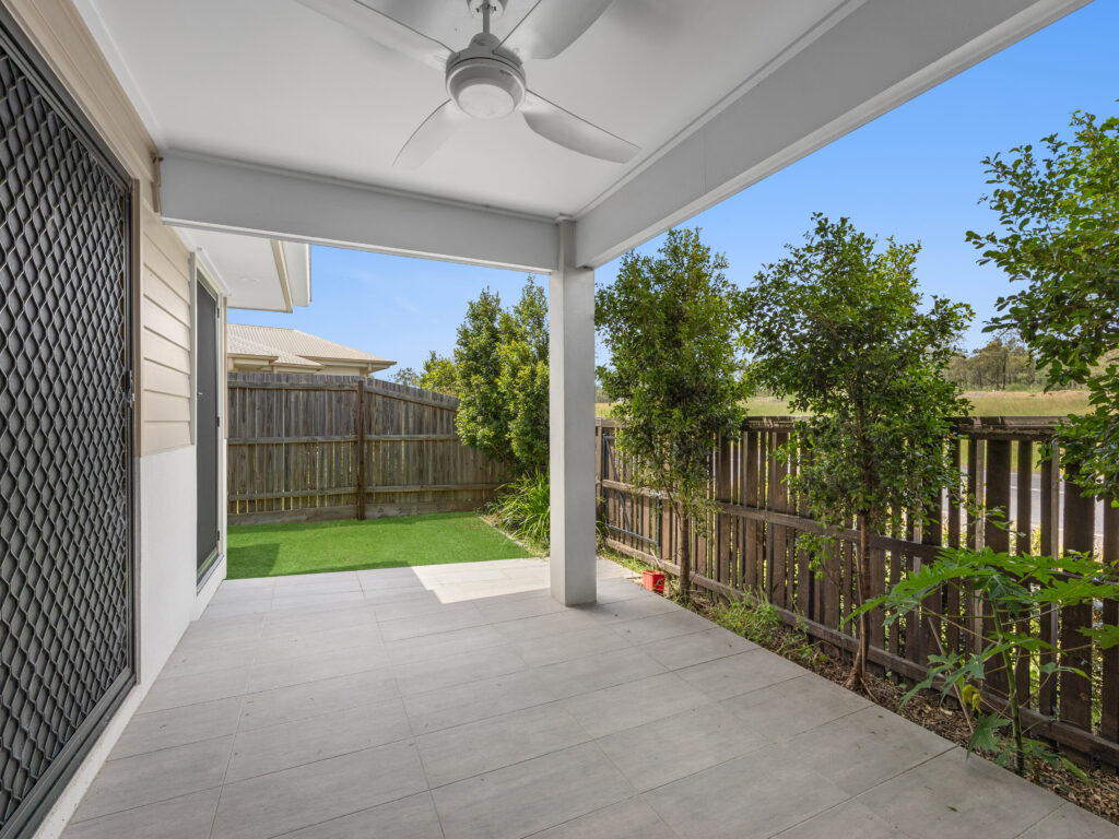 102 Blackberry Way, Ripley, QLD 4306