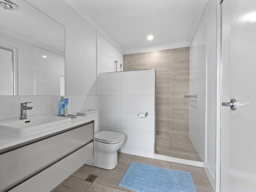 102 Blackberry Way, Ripley, QLD 4306