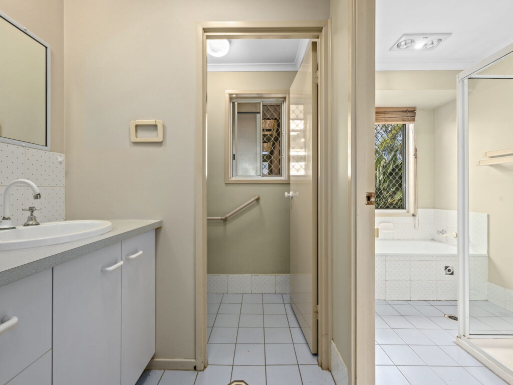 4B Epsom Court, Yamanto, QLD 4305