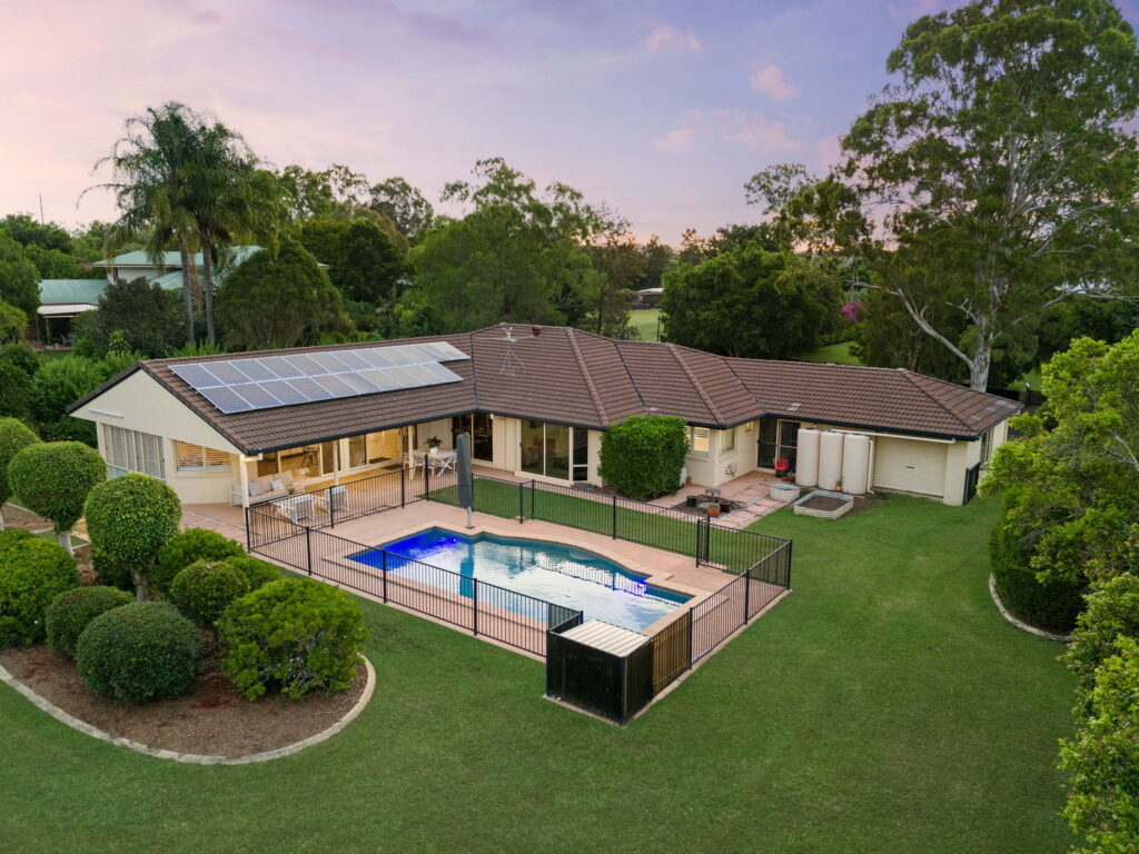 25 Katherine Court, Karalee, QLD 4306