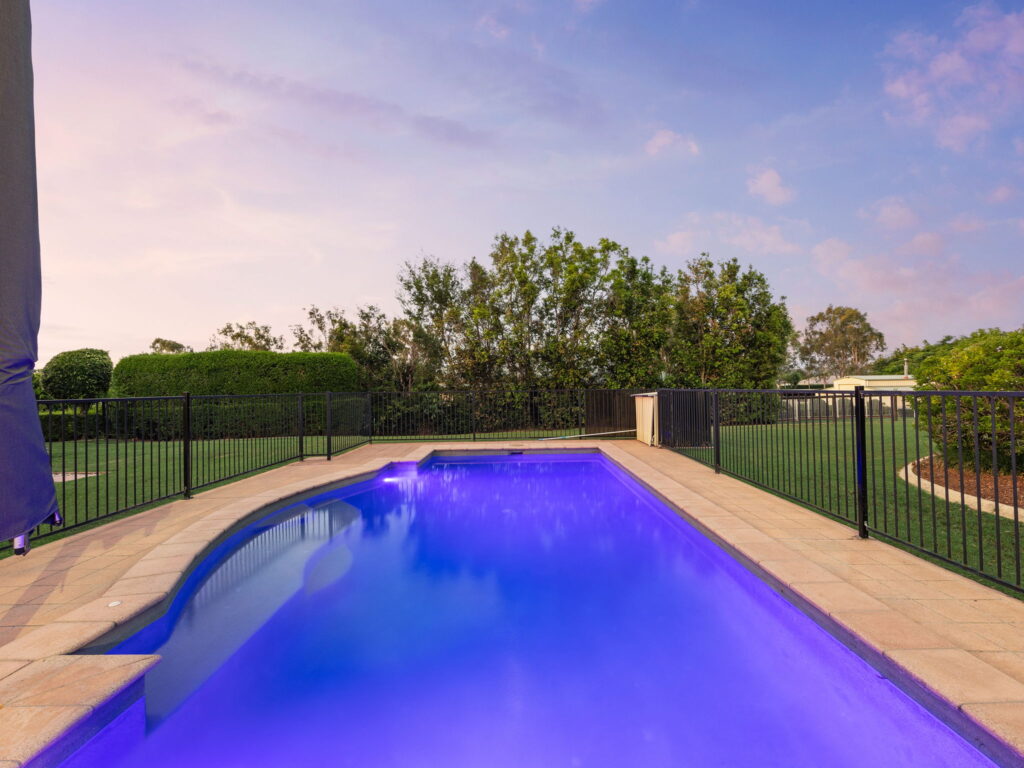 25 Katherine Court, Karalee, QLD 4306