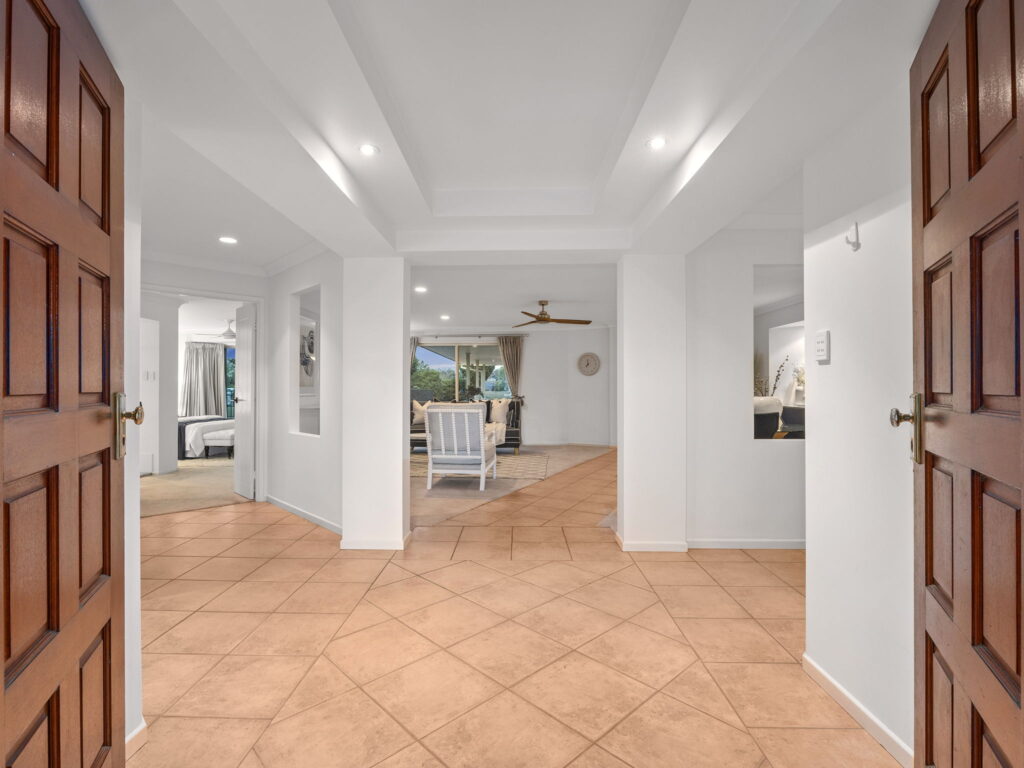 25 Katherine Court, Karalee, QLD 4306
