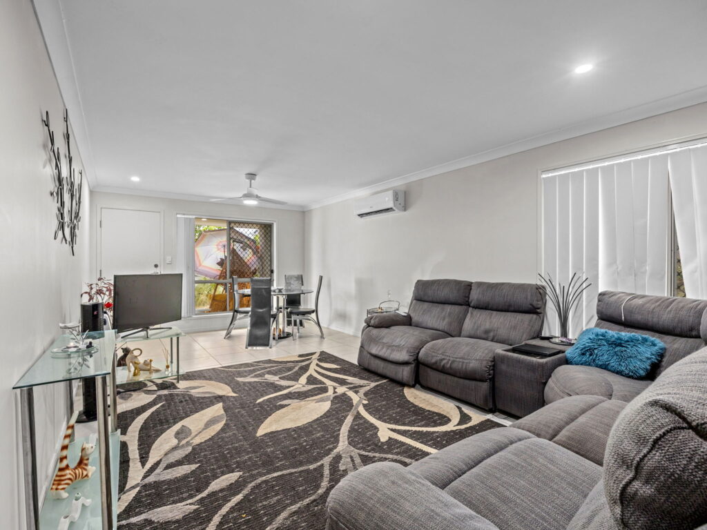 1/15 Edinburgh Street, Ripley, QLD 4306