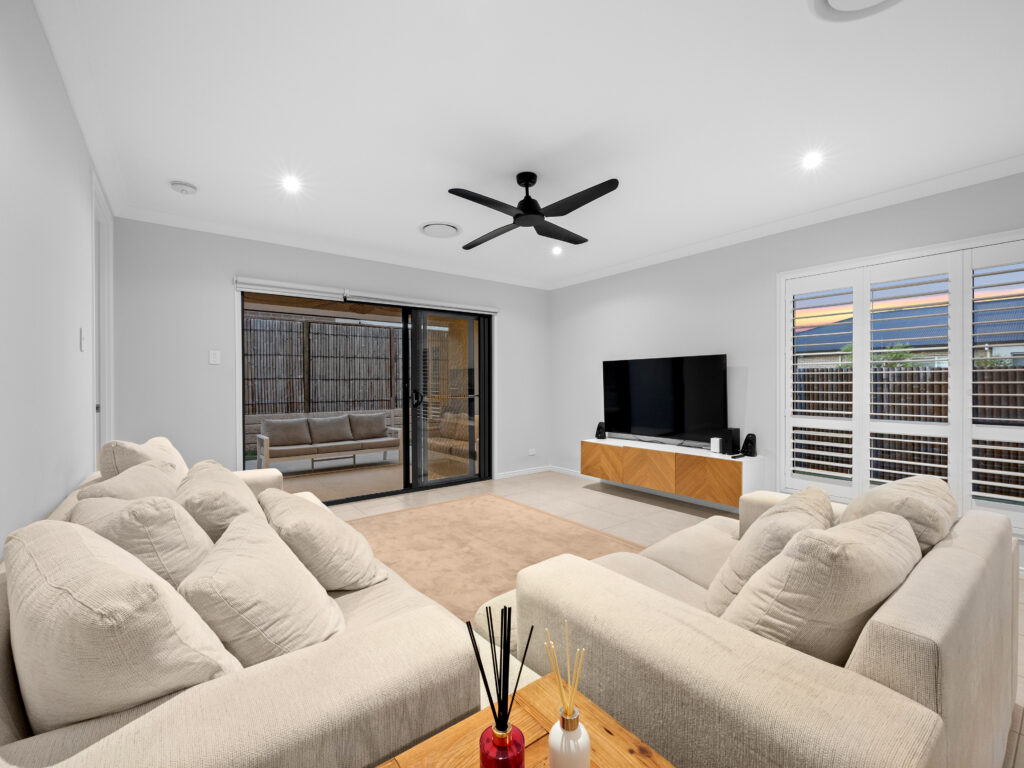 16 Australis Circuit, Greenbank, QLD 4124
