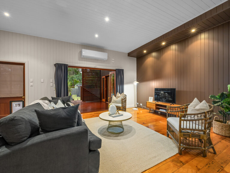17 Salisbury Road, Ipswich, QLD 4305