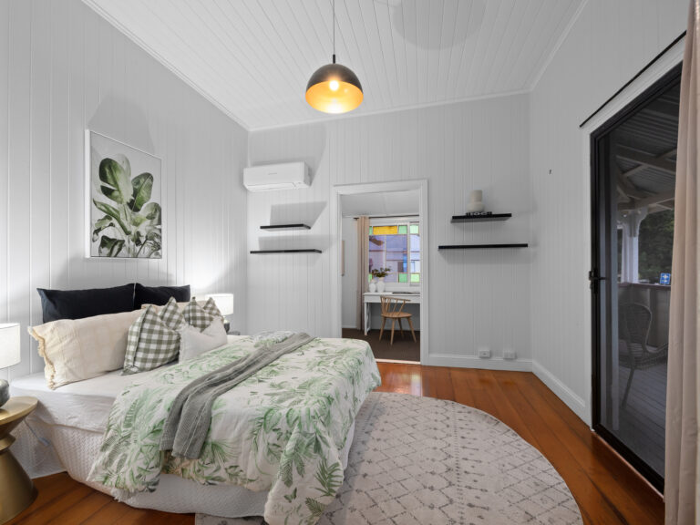 17 Salisbury Road, Ipswich, QLD 4305