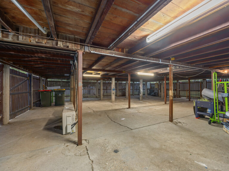 17 Salisbury Road, Ipswich, QLD 4305