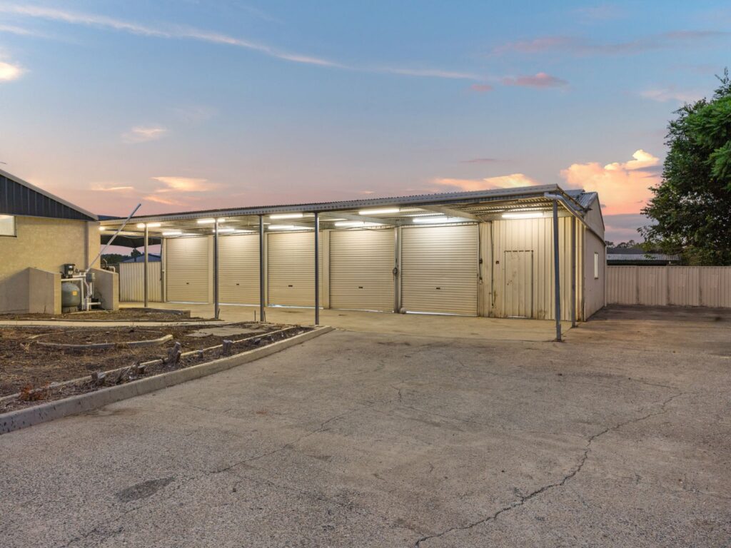 38 President Circle, Karalee, QLD 4306