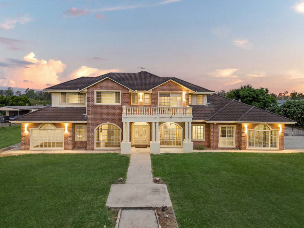 38 President Circle, Karalee, QLD 4306