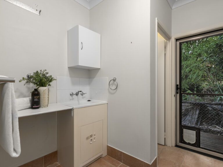 5-7 Redgum Court, Bellbird Park, QLD 4300