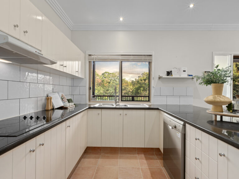 5-7 Redgum Court, Bellbird Park, QLD 4300