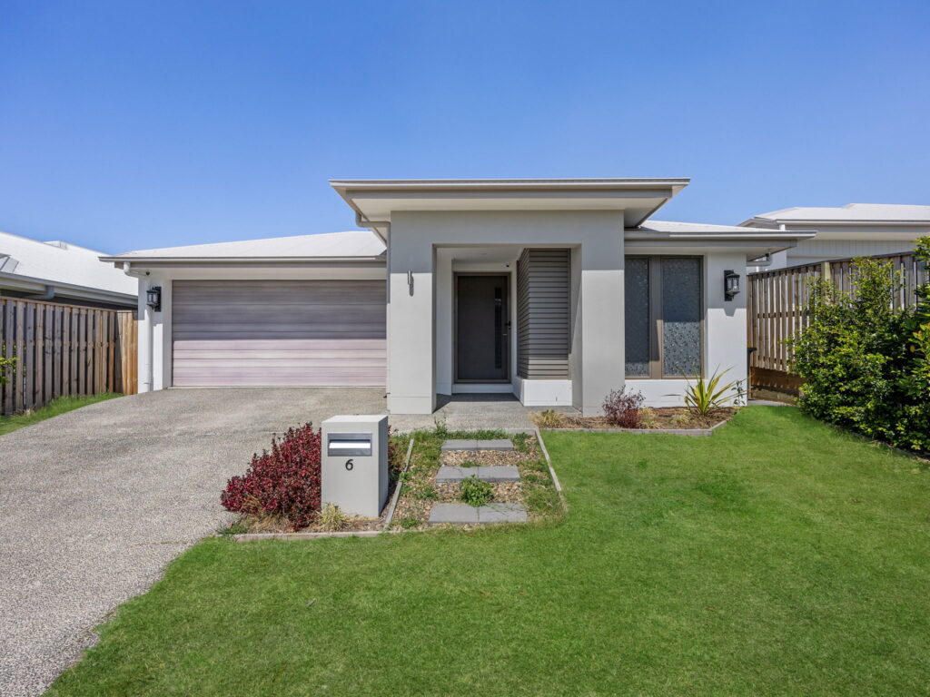 6 Embrey Street, White Rock, QLD 4306