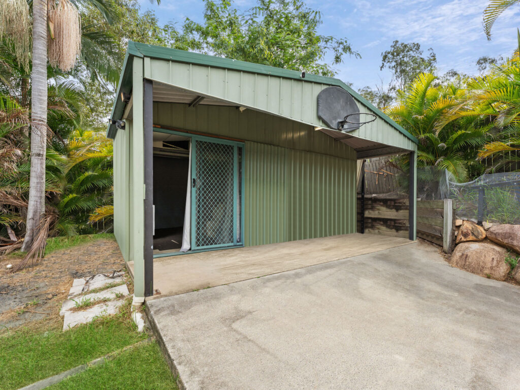 1 Bundoora Drive, Karana Downs, QLD 4306