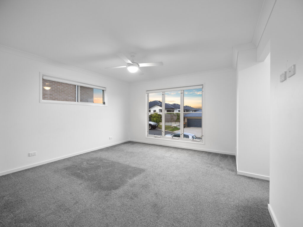 21 William Close, Park Ridge, QLD 4125