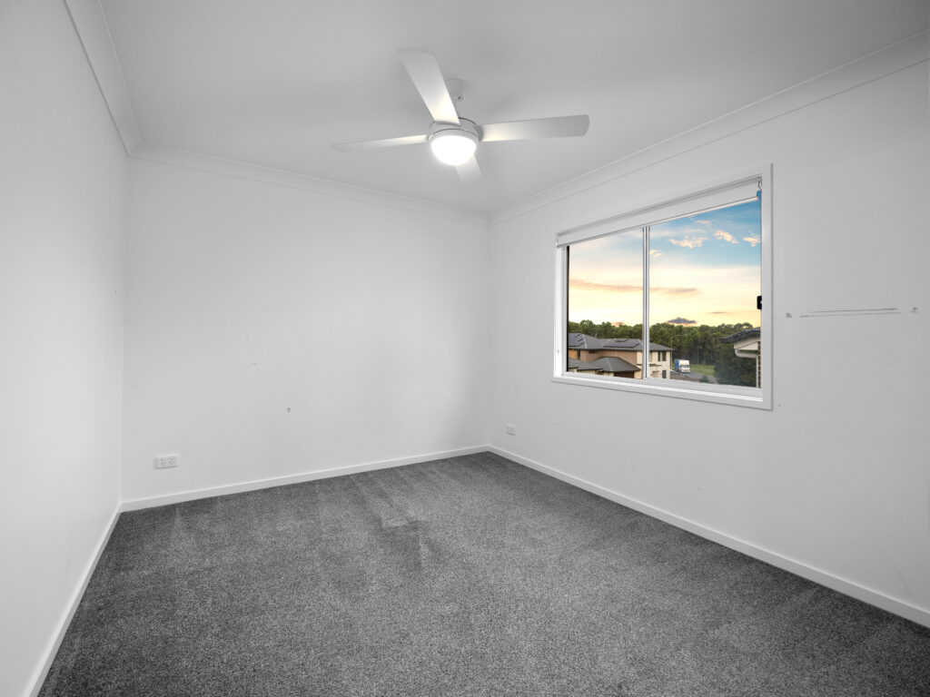 21 William Close, Park Ridge, QLD 4125