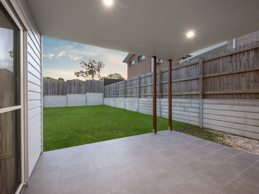 21 William Close, Park Ridge, QLD 4125