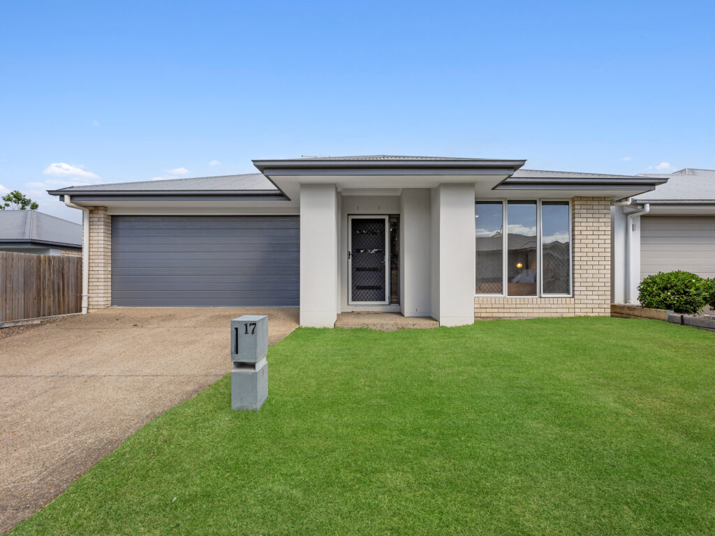 17 Generosity Street, South Ripley, QLD 4306