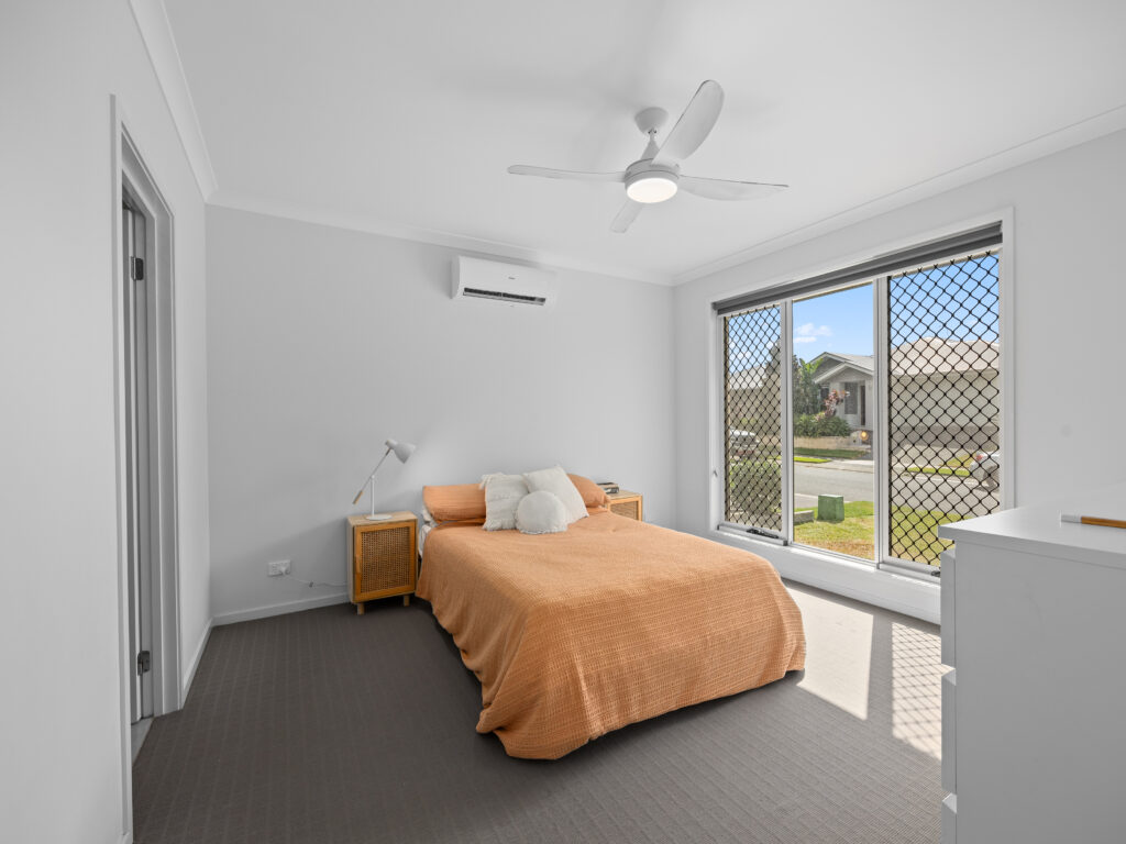 17 Generosity Street, South Ripley, QLD 4306