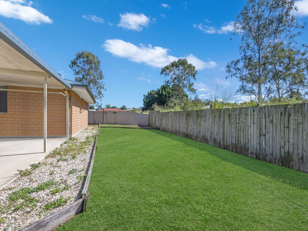 12 Comona Court, Wulkuraka, QLD 4305