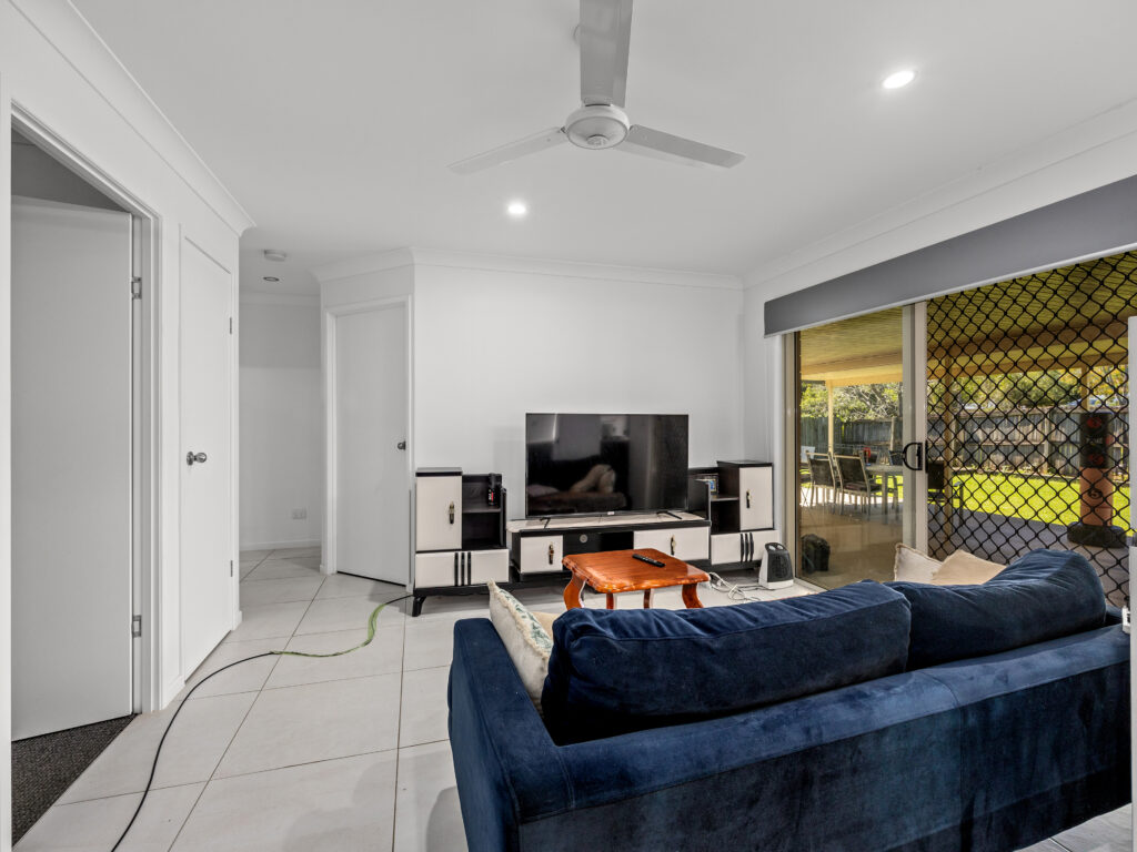 12 Comona Court, Wulkuraka, QLD 4305