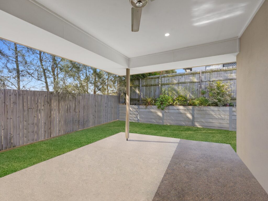 8 Don Street, Deebing Heights, QLD 4306