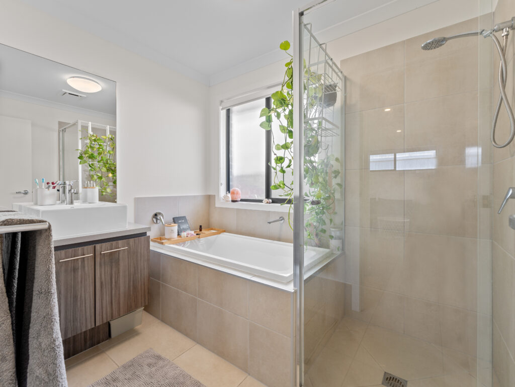 4 Resin Street, Ripley, QLD 4306